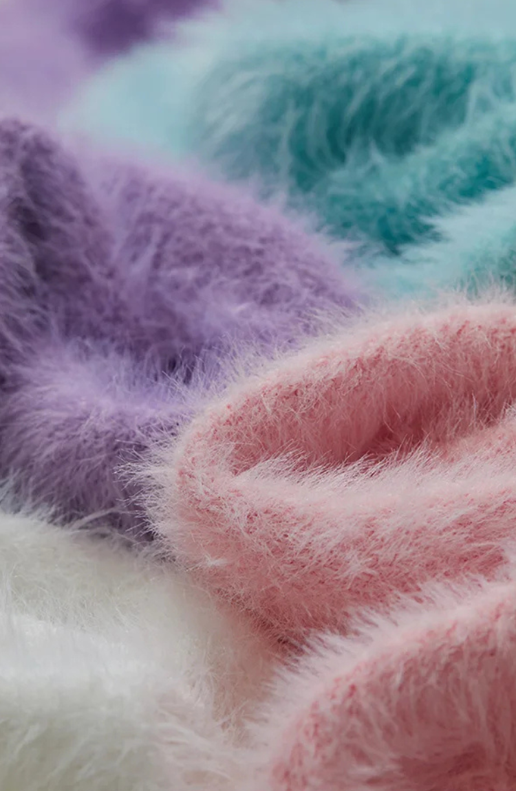 Maglia Fuzzy Knit | Vestibilità Comoda | Tessuto Morbido