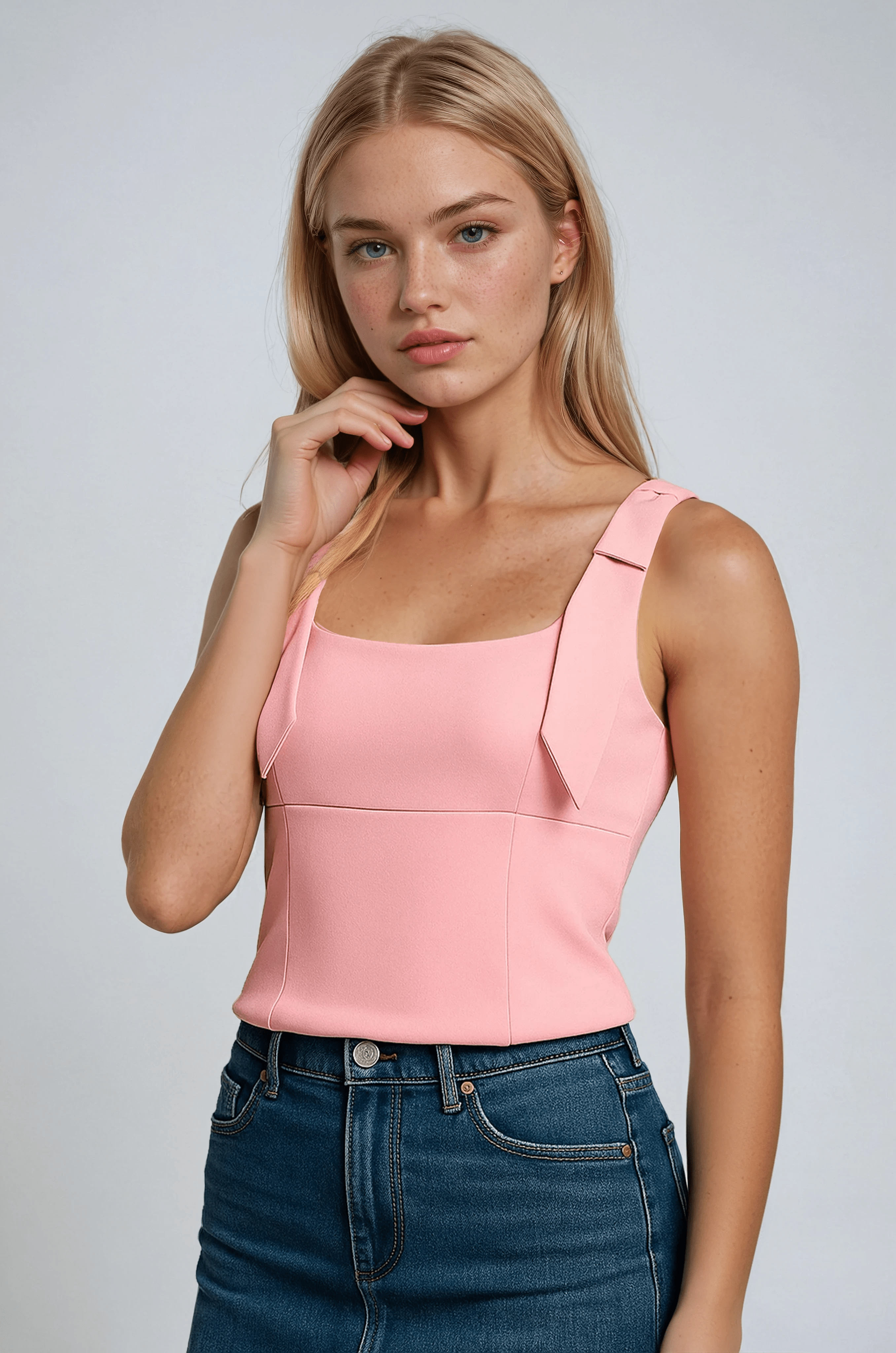 Top Cami Strutturato Essenza | Scollo Quadrato Dettaglio Fiocco Slim Fit