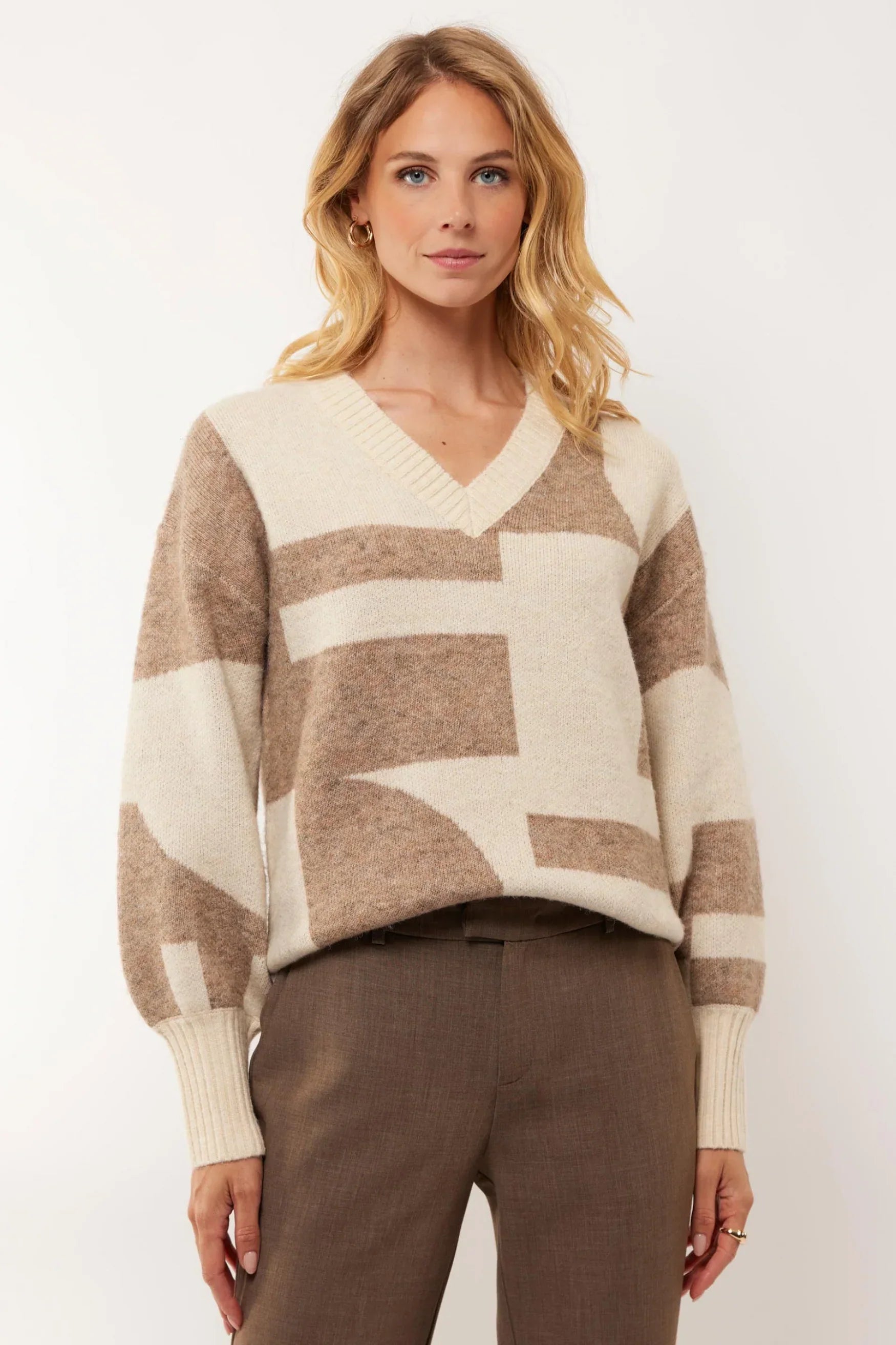 Maglione Geometrico Essenza | V-Scollo | Maniche Balloon