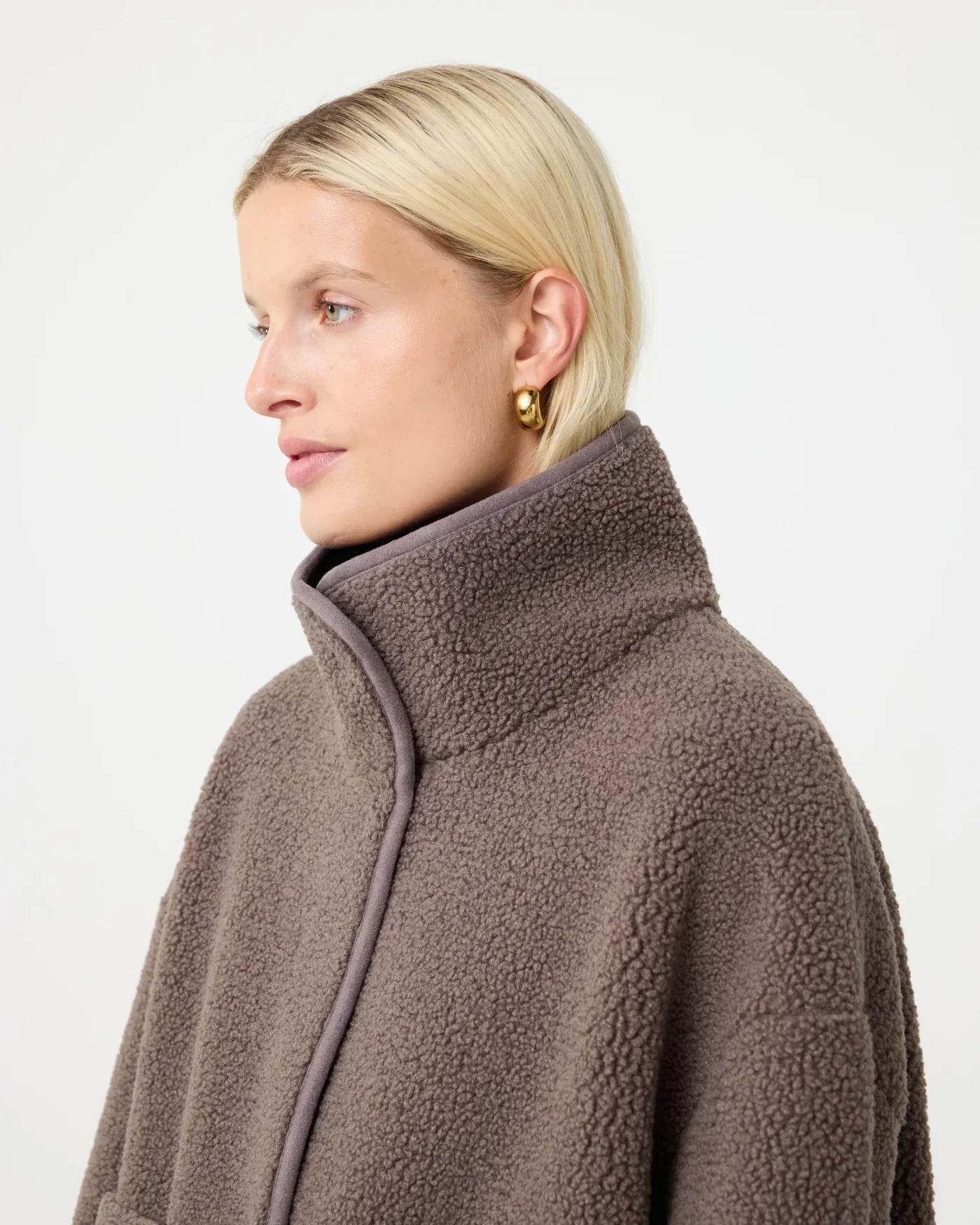 Giacca Faux Shearling con Zip | Collo Alto | Fit Oversized