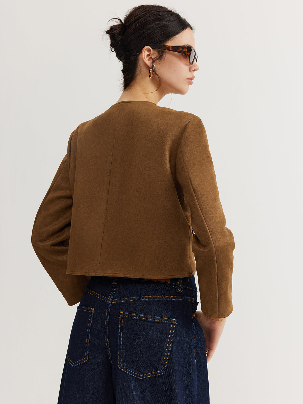 Giacca Cropped Essenza | Silhouette Minimalista | Scollo Tondo