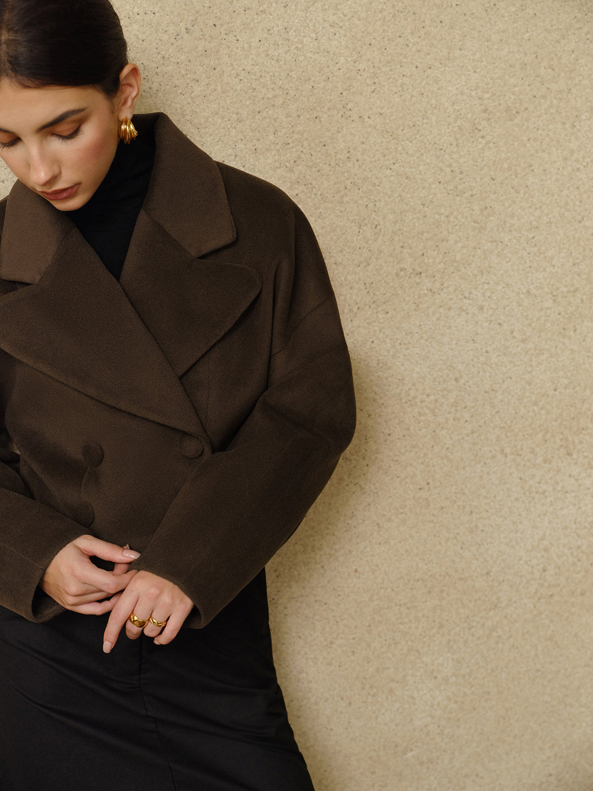 Cappotto Cropped in Misto Lana | Revers Oversized | Silhouette Scolpita