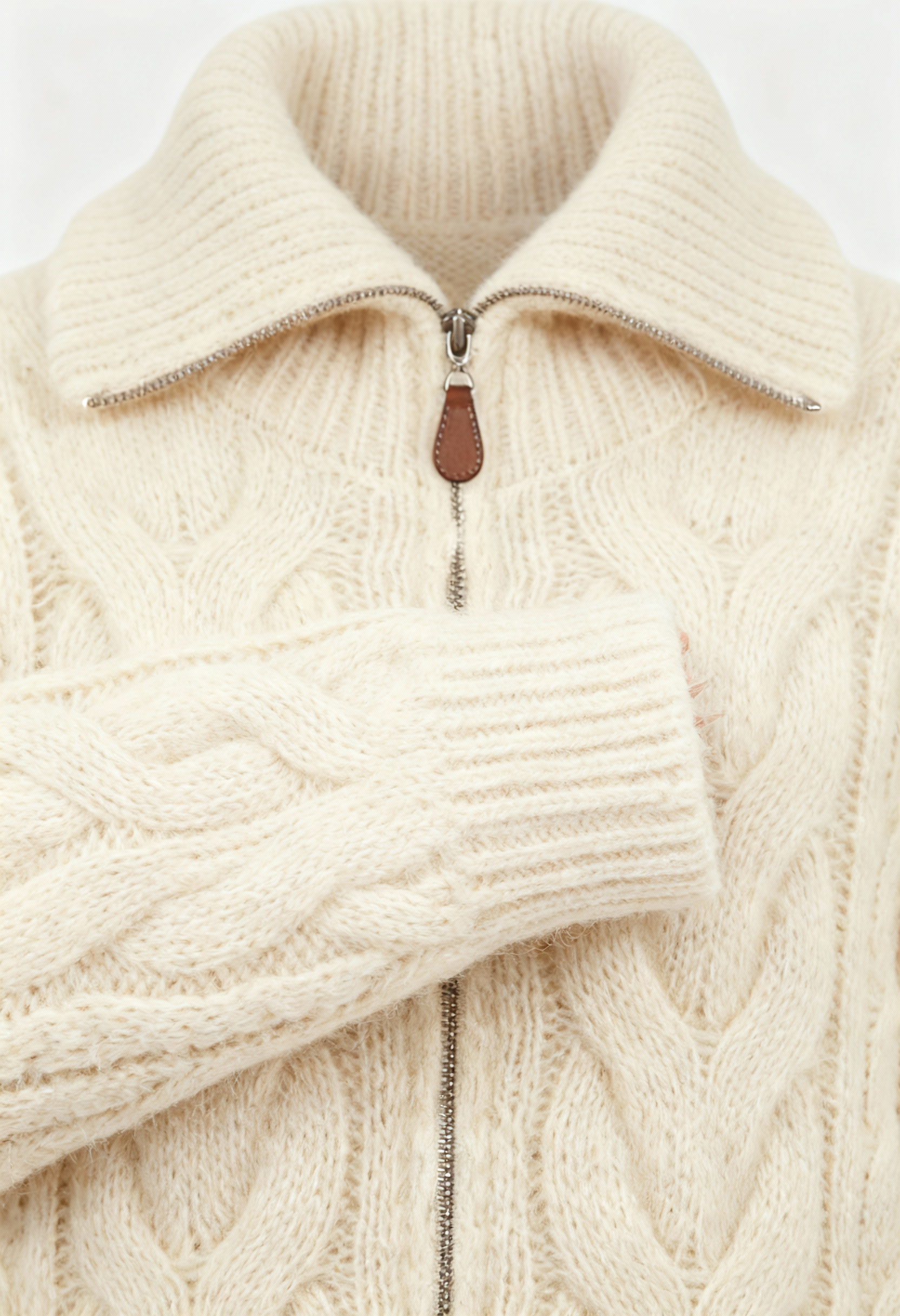 Cardigan Zip in Maglia Cable Knit | Collo a Revers | Vestibilità Relaxed