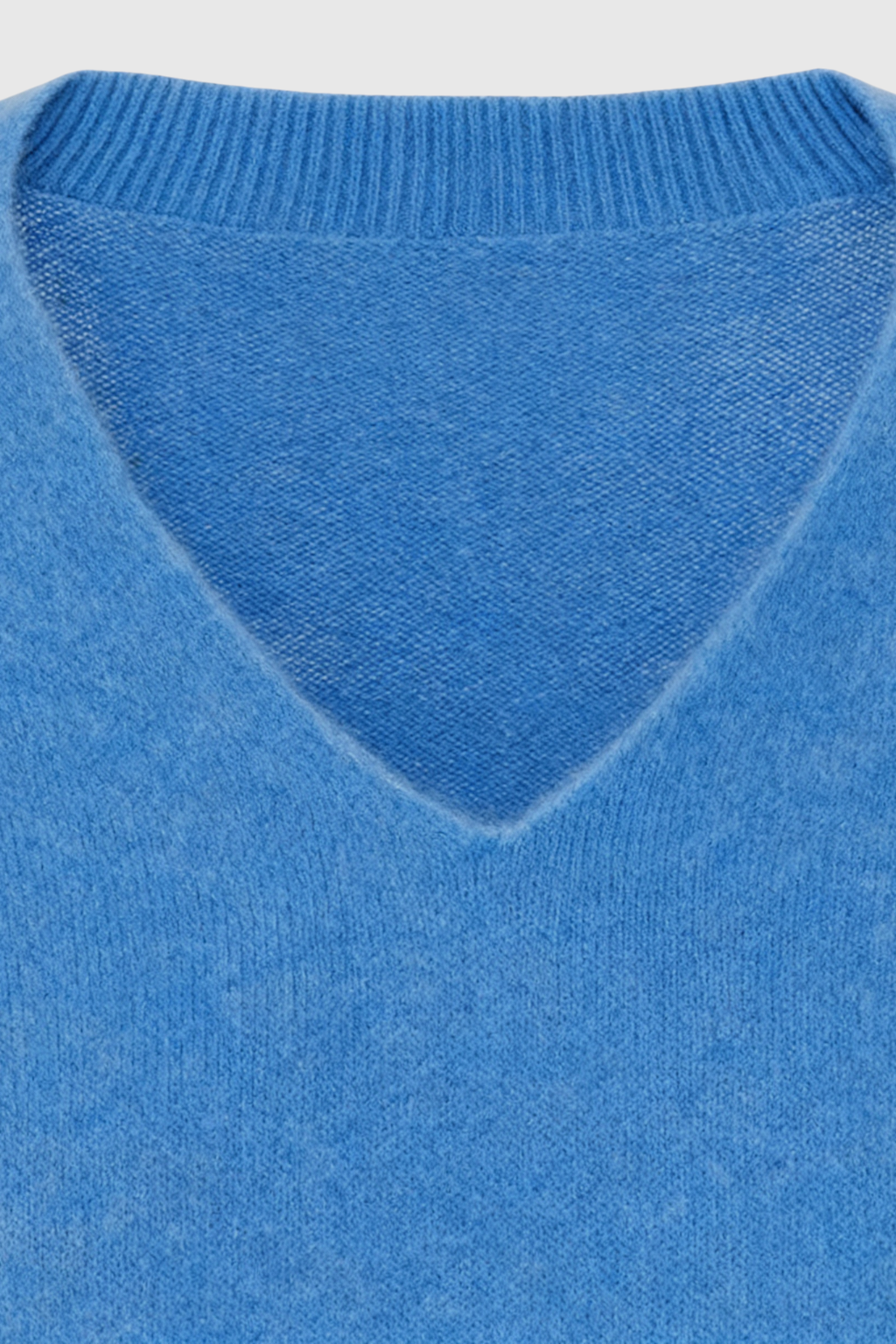 Maglione in Cashmere con Scollo a V | Maniche Lunghe, Slim Fit, Finitura Senza Salti