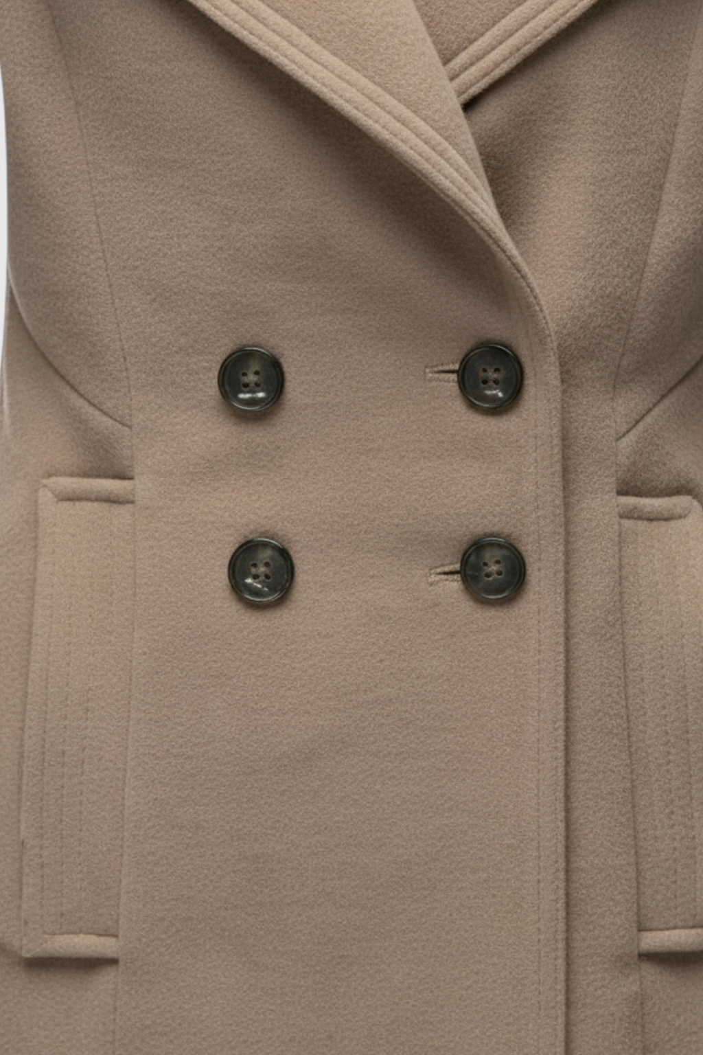Cappotto Lungo Doppio Petto | Collo Revers, Vestibilità Normale, Bottoni Frontali