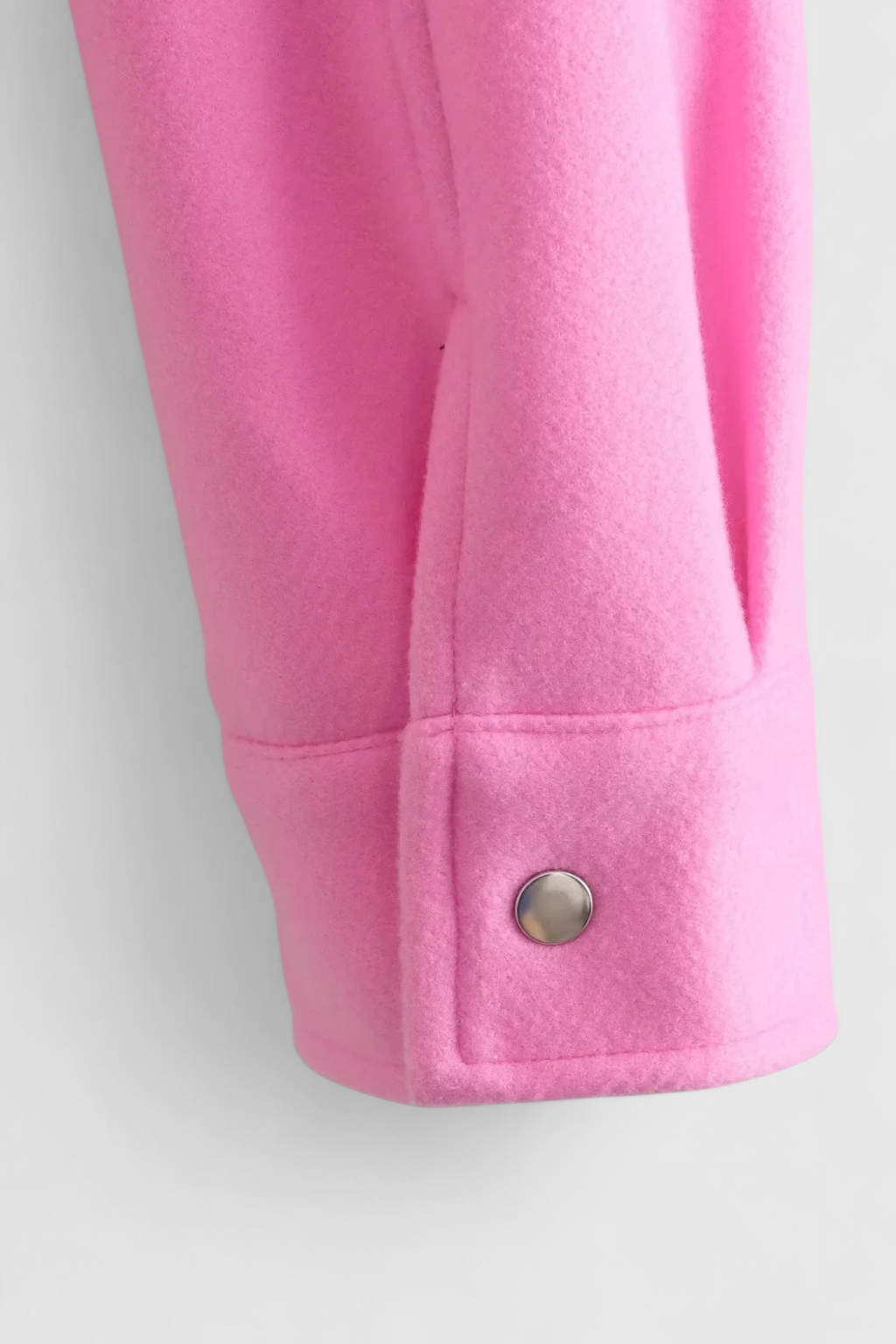 Giacca Cropped | Collo Quadrato, Dettaglio Tasche, Maniche Lunghe