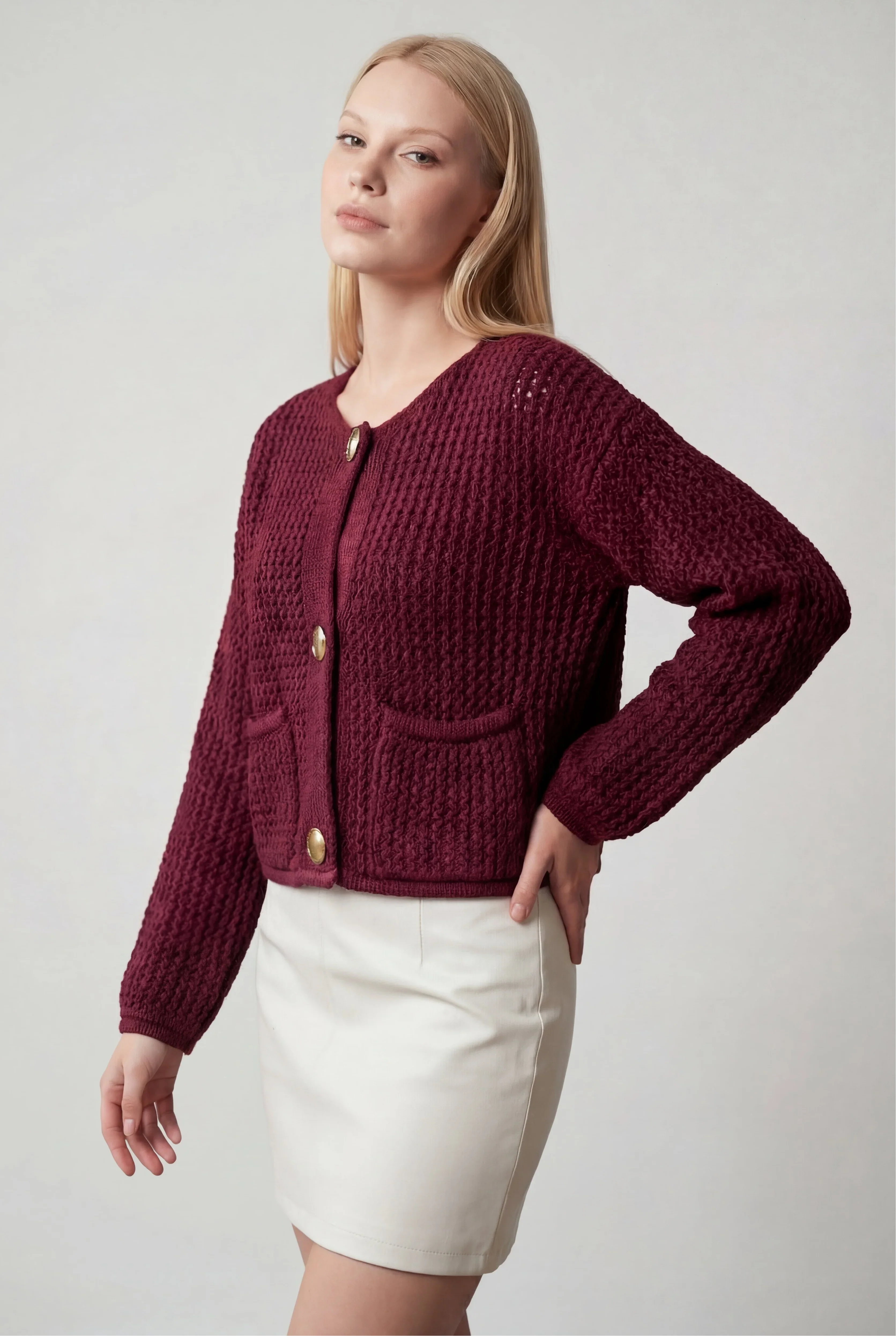 Cardigan Essenza in Maglia Tessuta | Collo Rotondo | Dettaglio Tasche | Fit Regolare