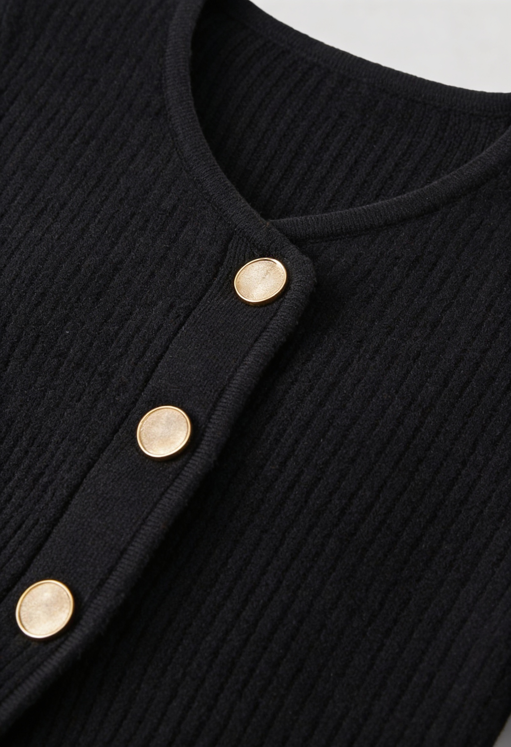 Cardigan Peplum Rib Knit Essenza | V-Neck | Slim Fit | Bottoni