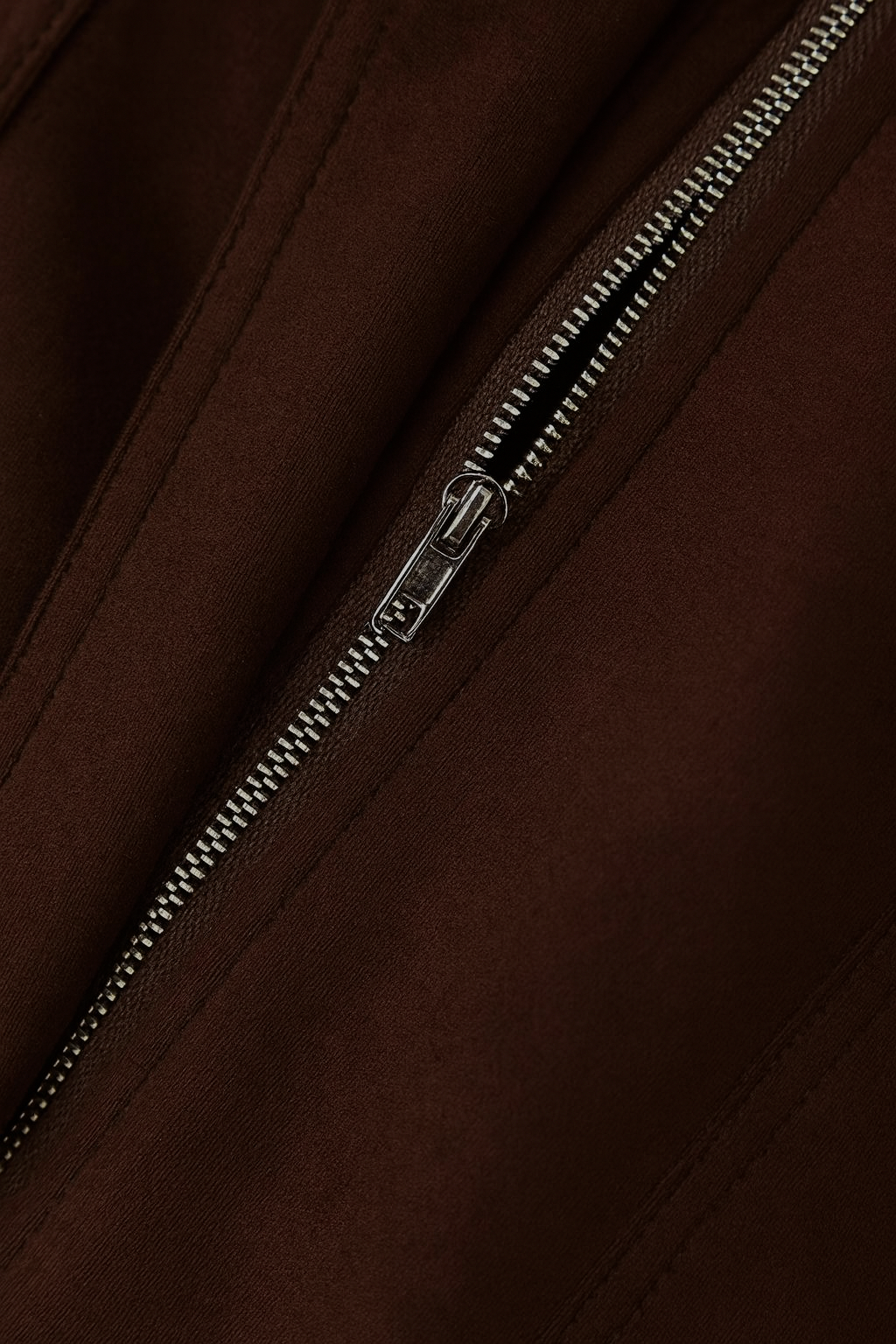 Giacca Bomber Effetto Suede | Zip Frontale | Tasche Utili
