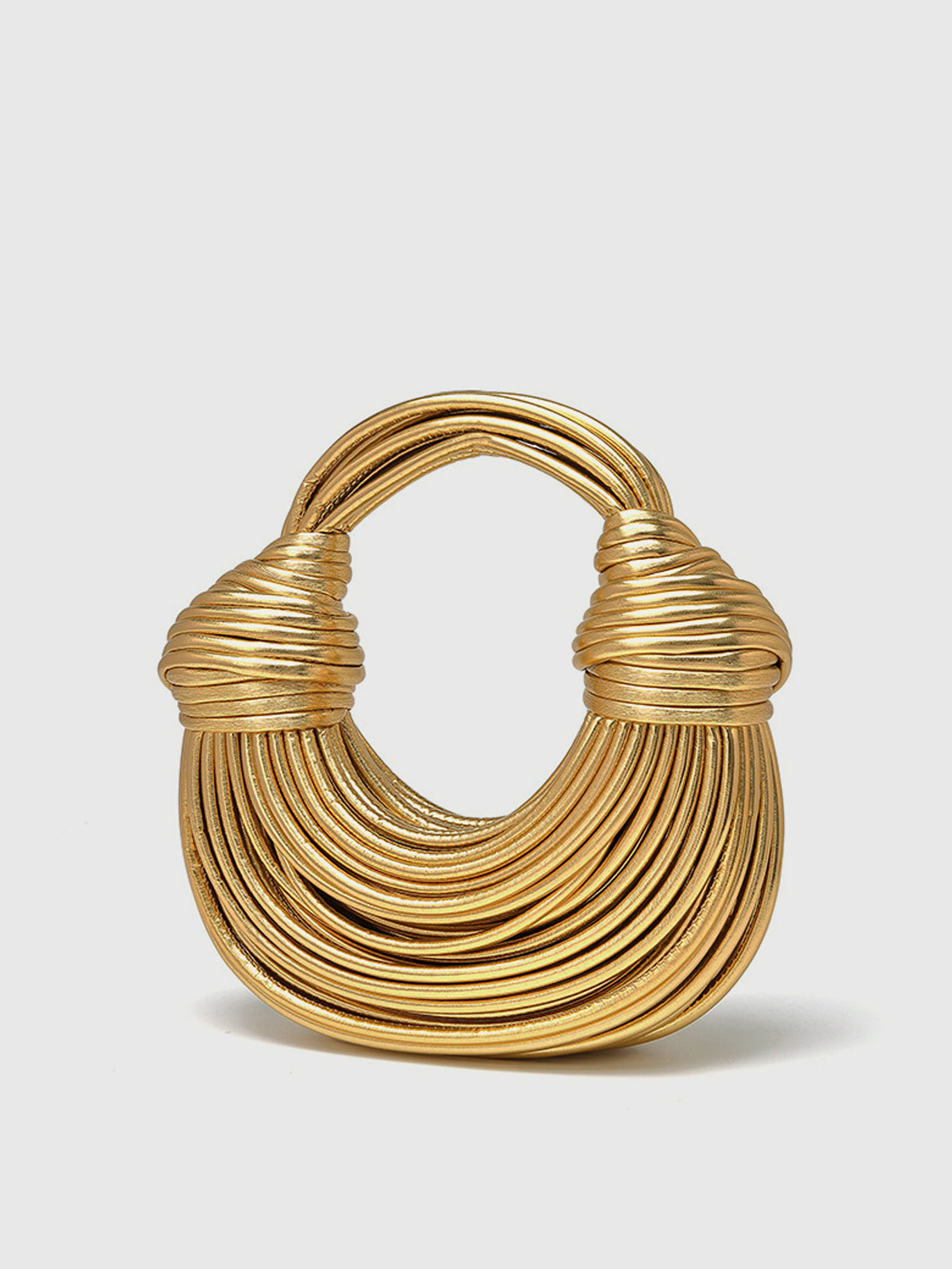 Borsa sculpted metallic oro con silhouette curva