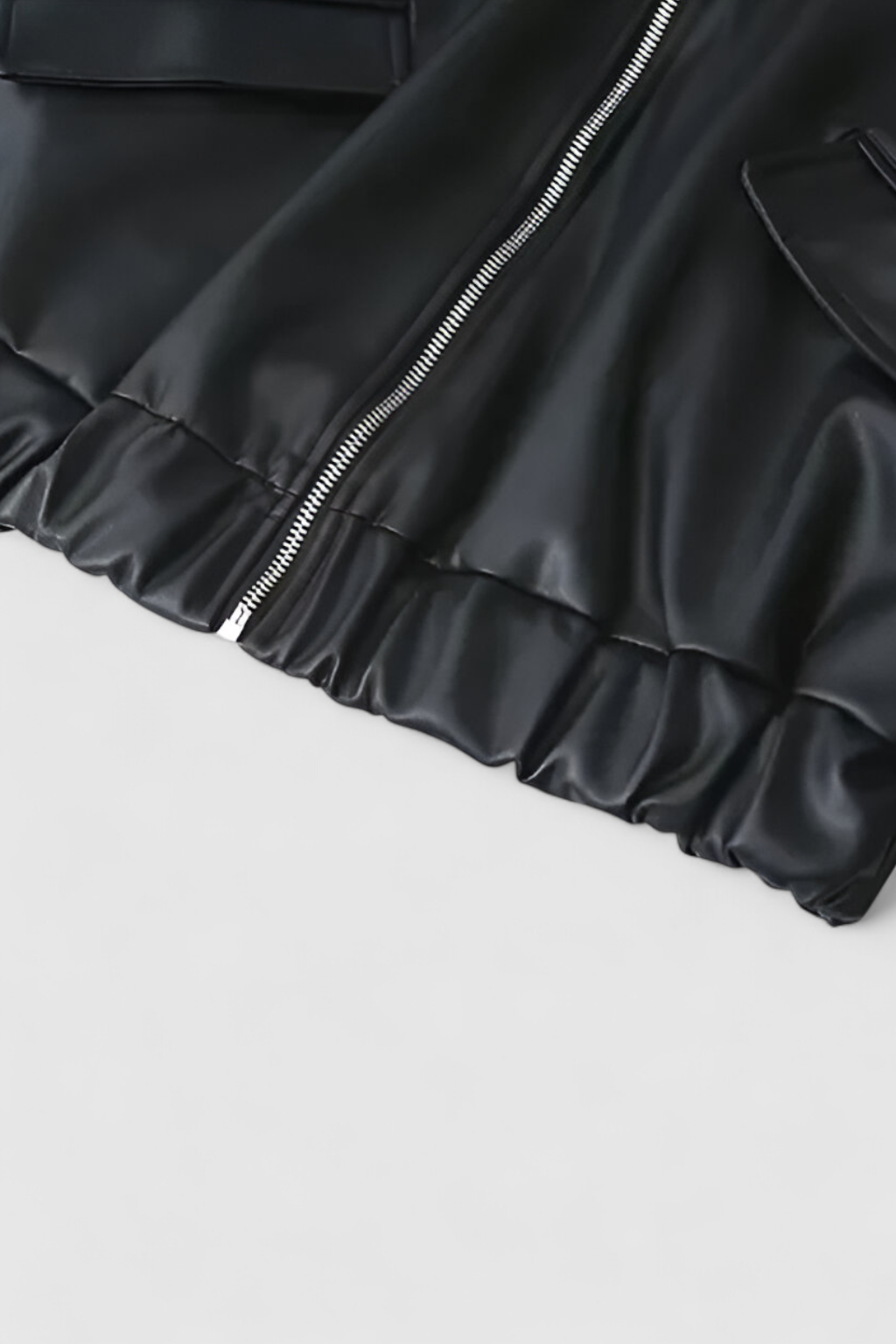 Giacca in Pelle Ecologica | Zip Front e Orlo Elastico