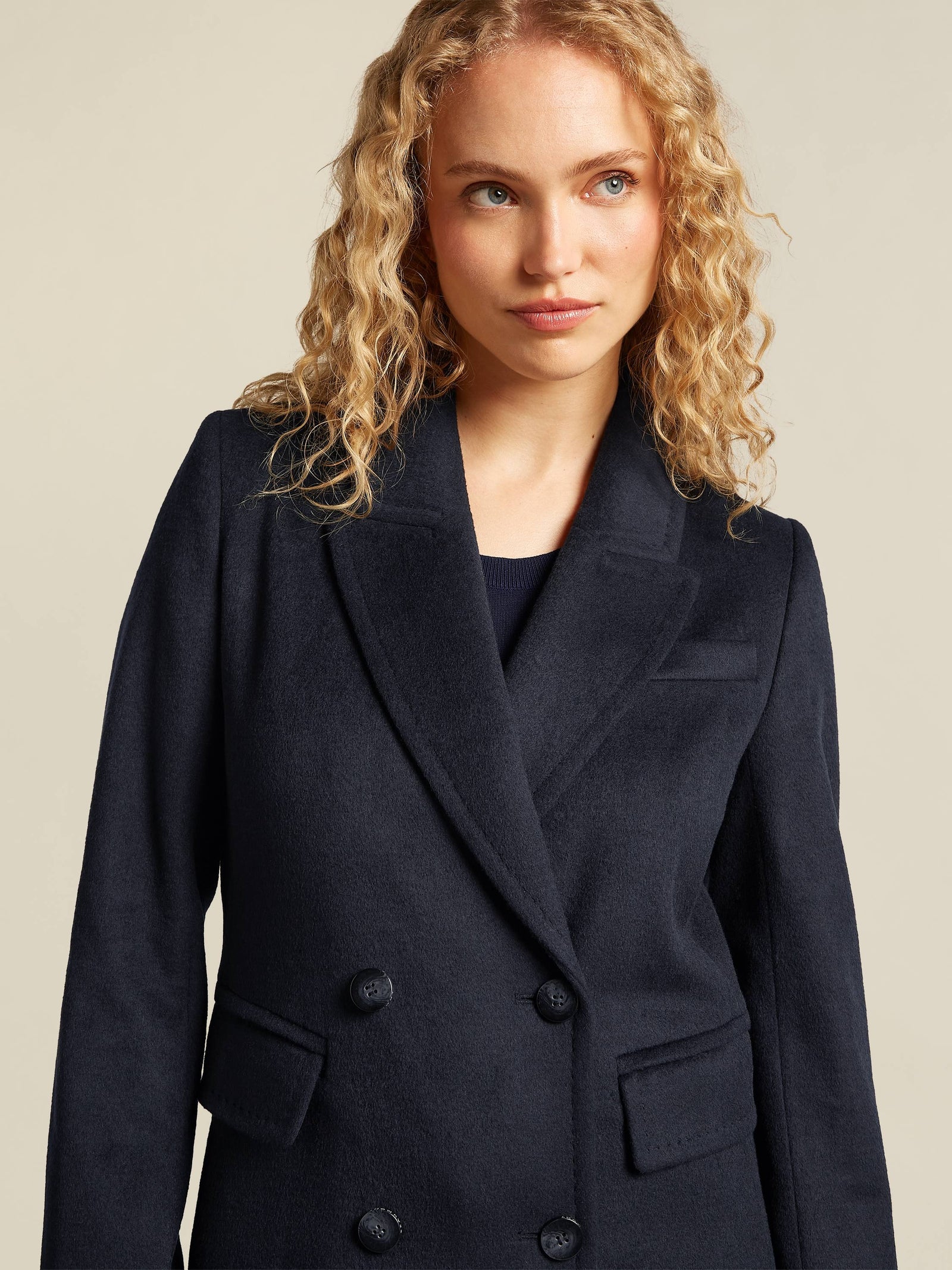 Cappotto Lungo in Misto Lana | Doppio Petto | Silhouette Classica