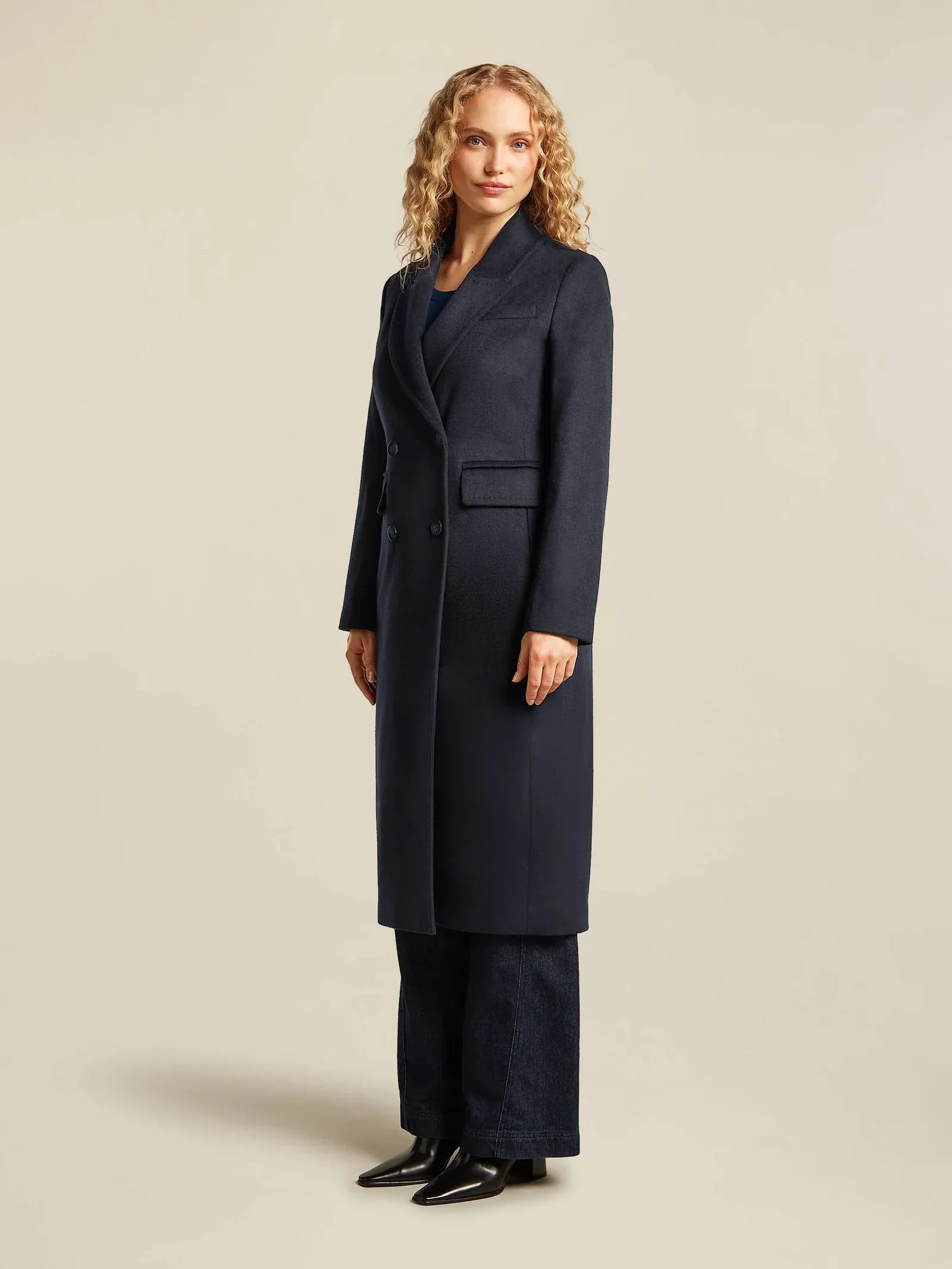 Cappotto Lungo in Misto Lana | Doppio Petto | Silhouette Classica
