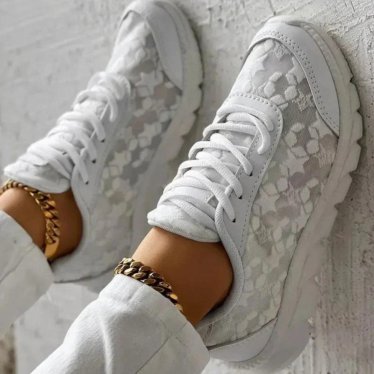 Sneakers Mesh Ricamate | Leggere | Suola Imbottita