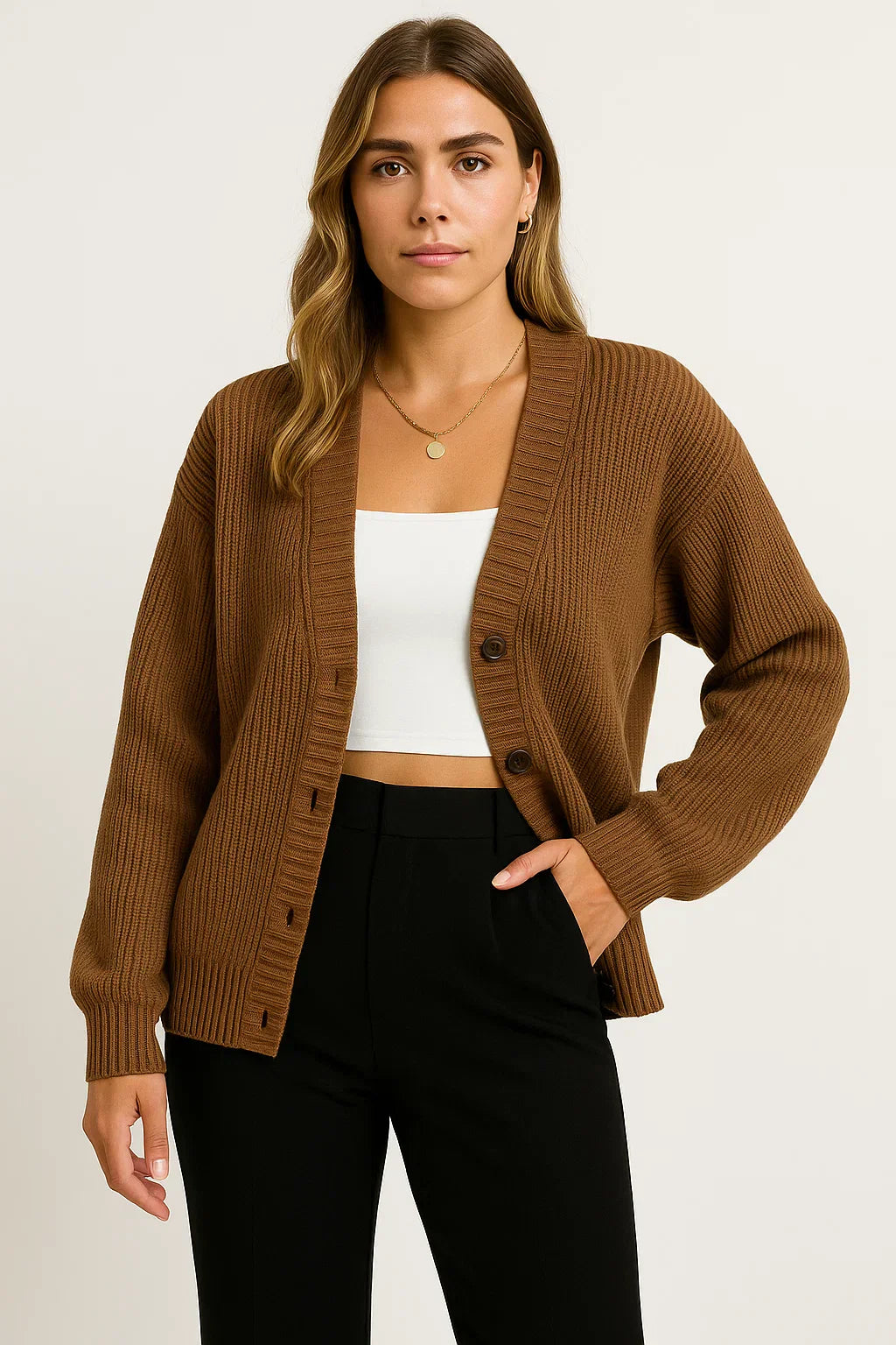 Cardigan Essenza Knit | Design con Bottoni e Scollo a V