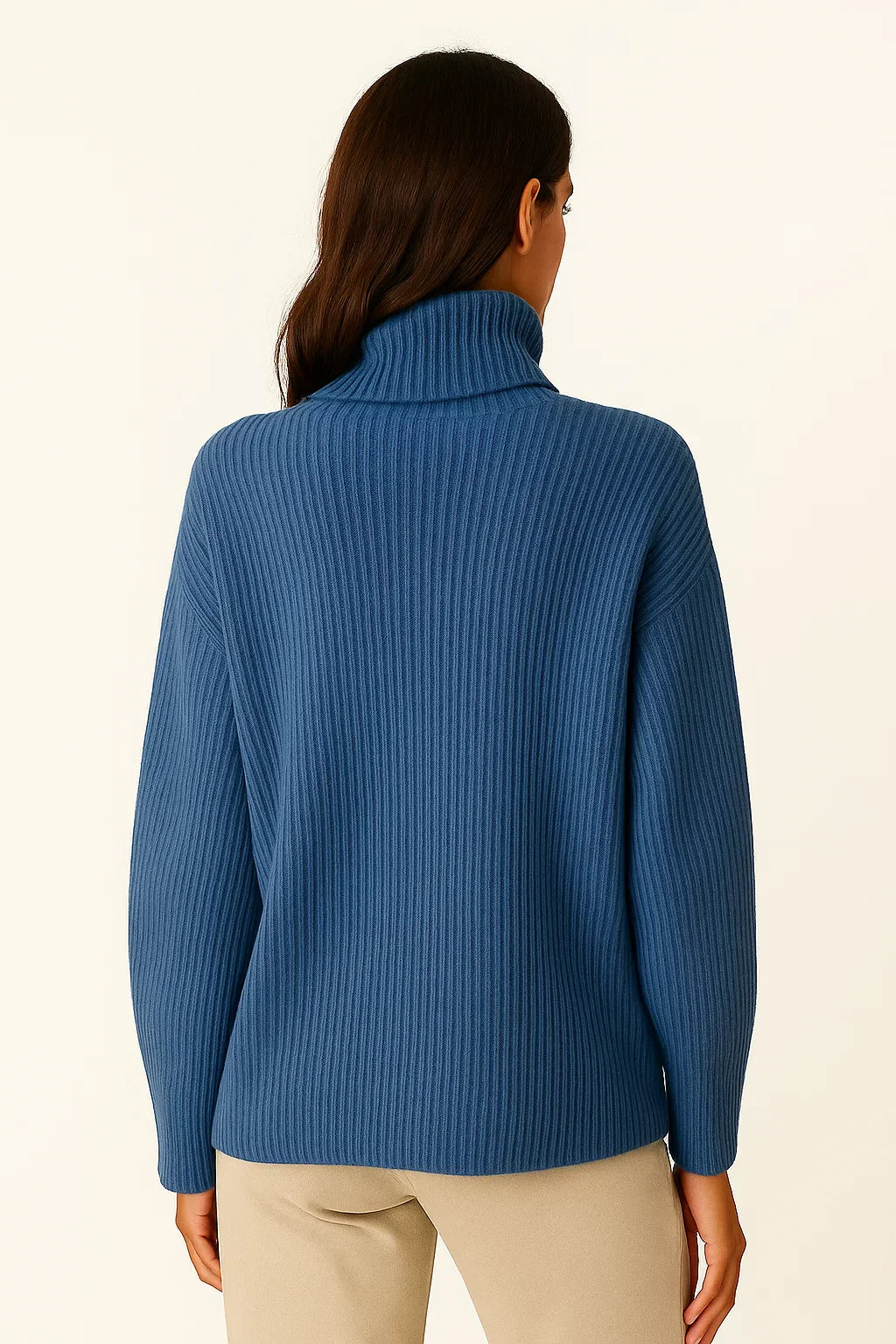 Maglione Collo Alto Rigato | Dettaglio Bottoni | Fit Comodo