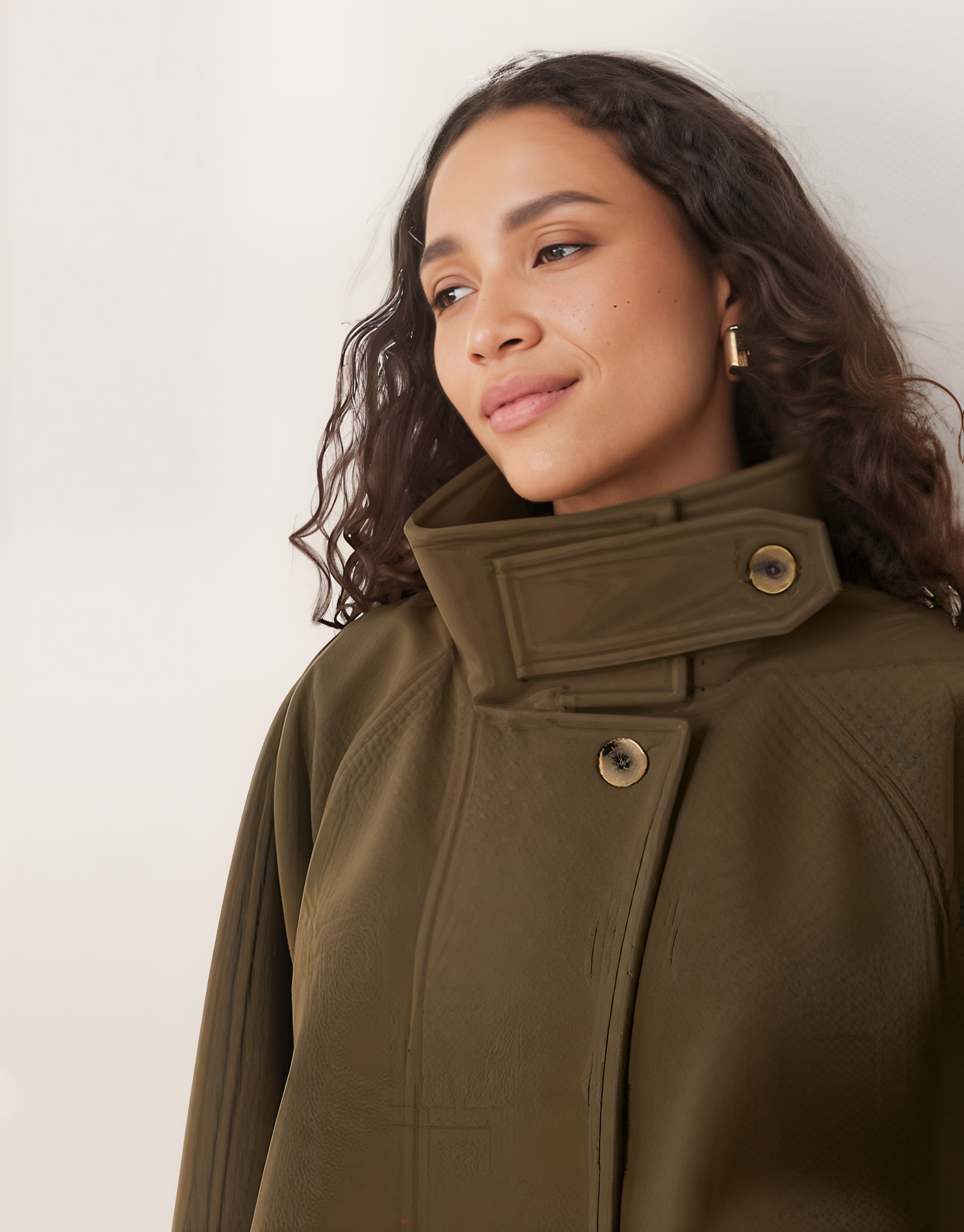 Cappotto Corto Strutturato | Collo Alto | Fit Boxy