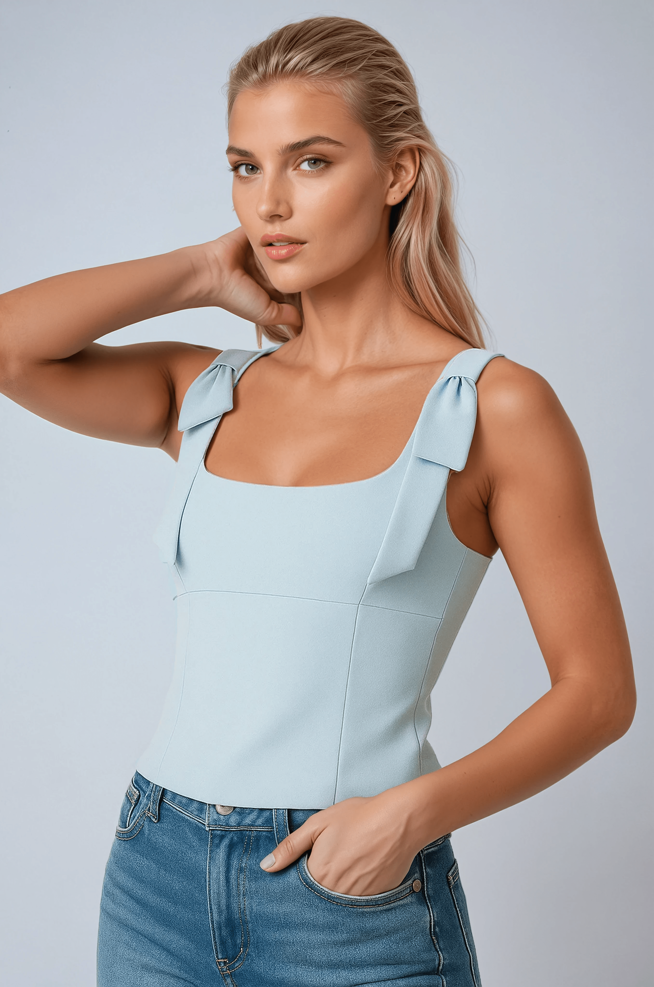 Top Cami Strutturato Essenza | Scollo Quadrato Dettaglio Fiocco Slim Fit