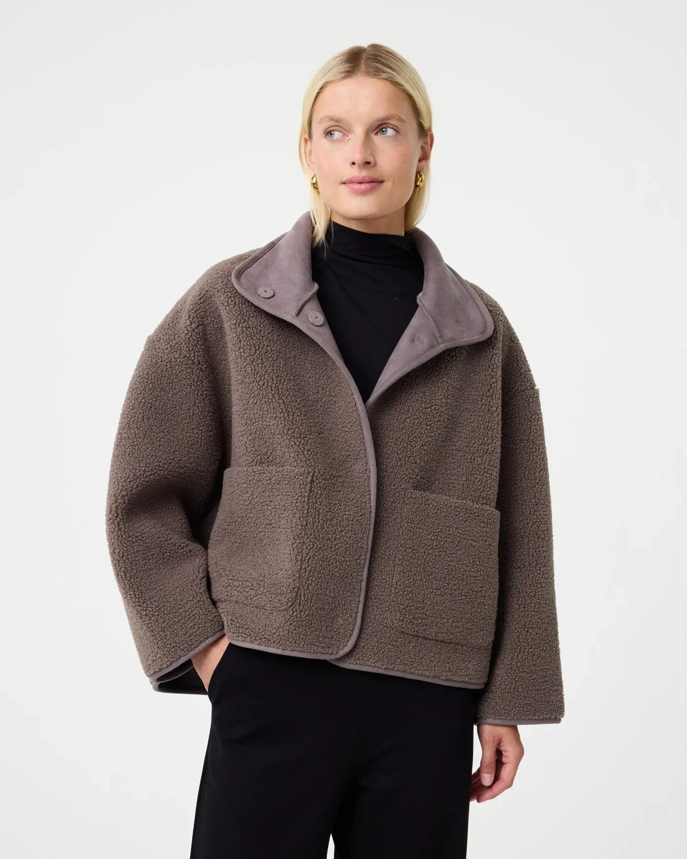 Giacca Faux Shearling con Zip | Collo Alto | Fit Oversized