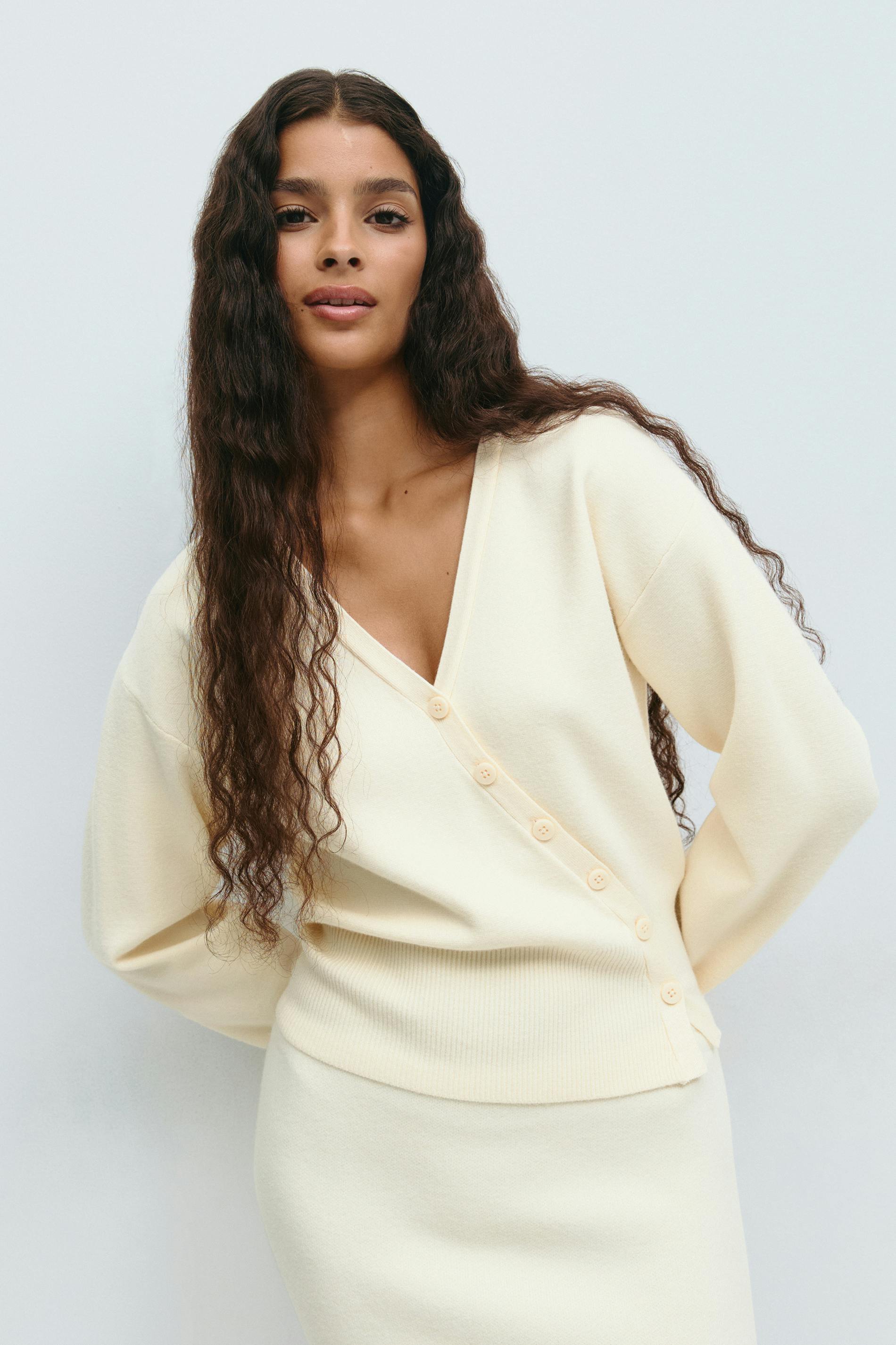 Cardigan Asimmetrico con Bottoni | Morbido Knit