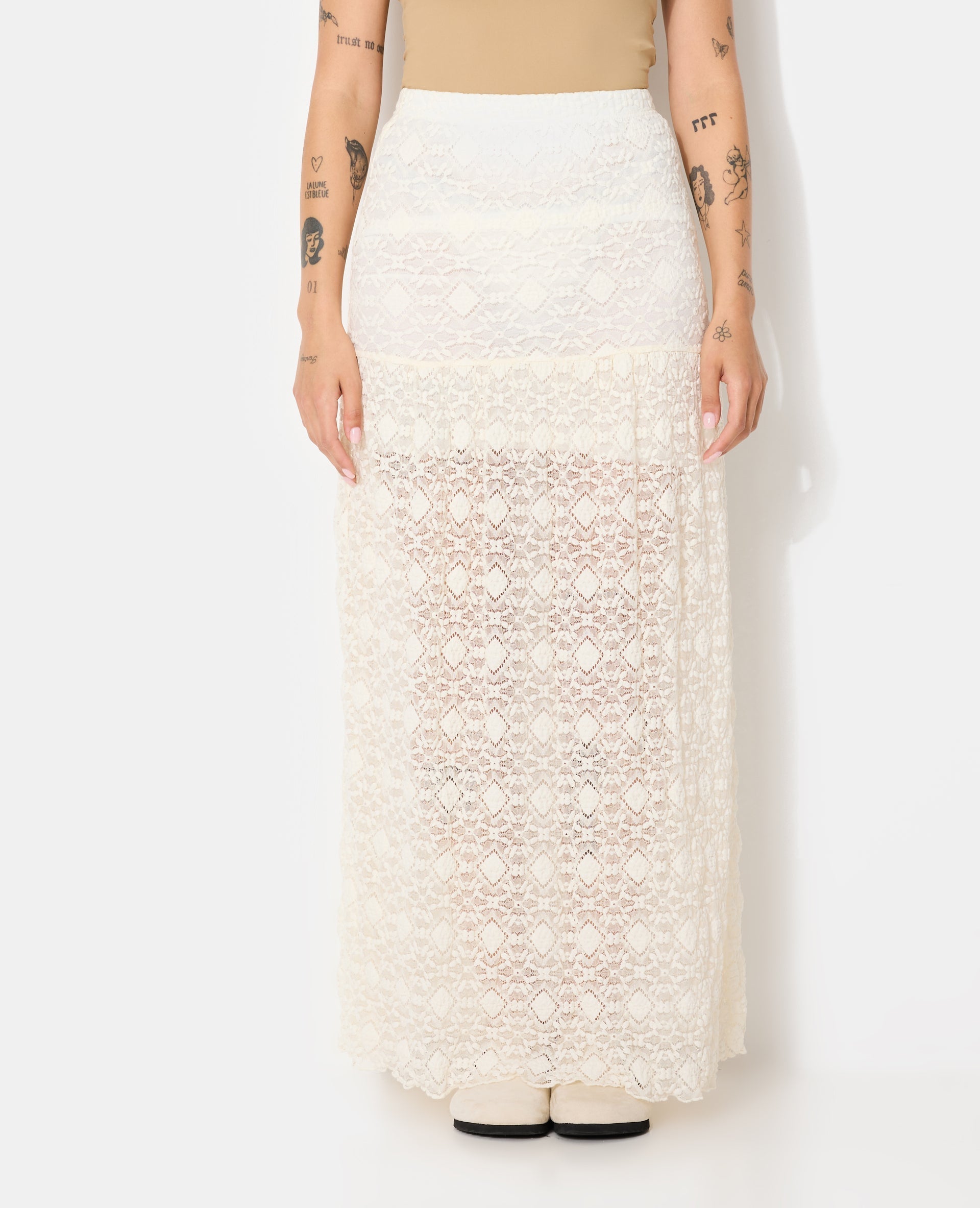 Gonna Maxi in Pizzo | Sovrapposizione Trasparente e Linea Retta