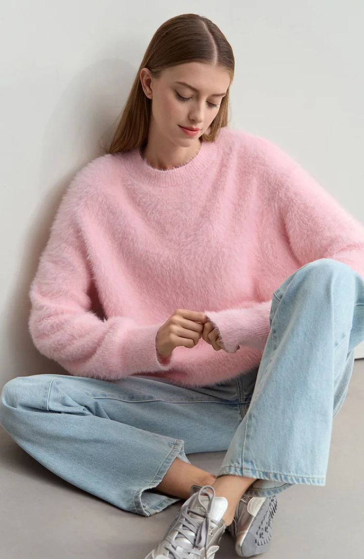 Maglia Fuzzy Knit | Vestibilità Comoda | Tessuto Morbido