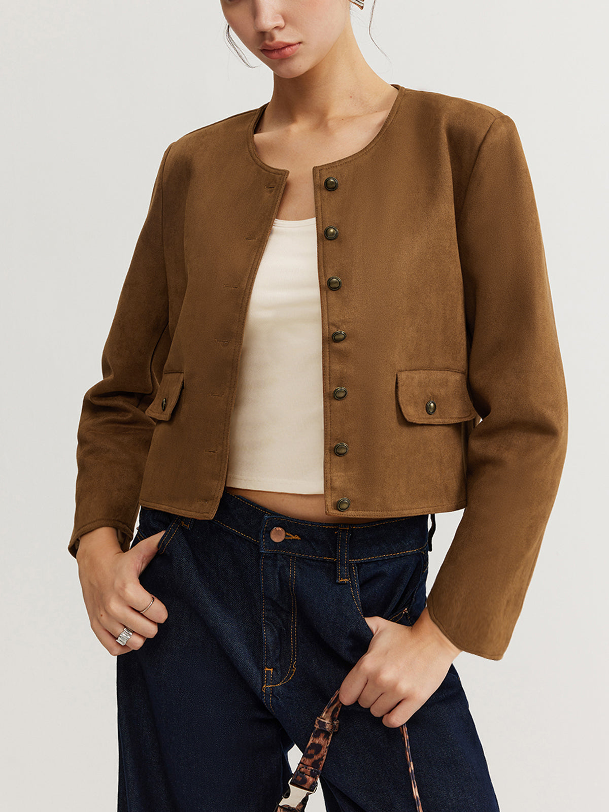 Giacca Cropped Essenza | Silhouette Minimalista | Scollo Tondo