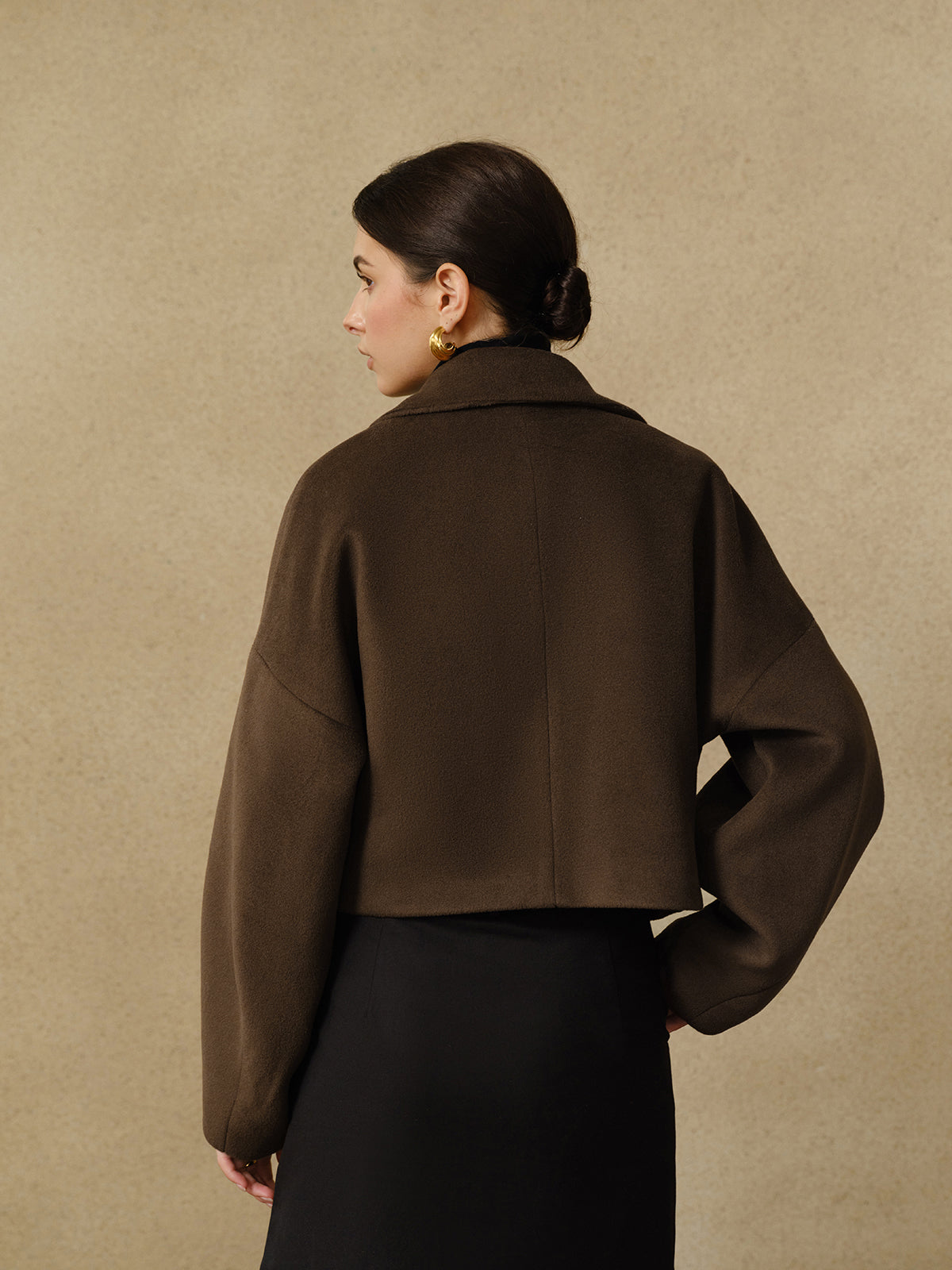 Cappotto Cropped in Misto Lana | Revers Oversized | Silhouette Scolpita