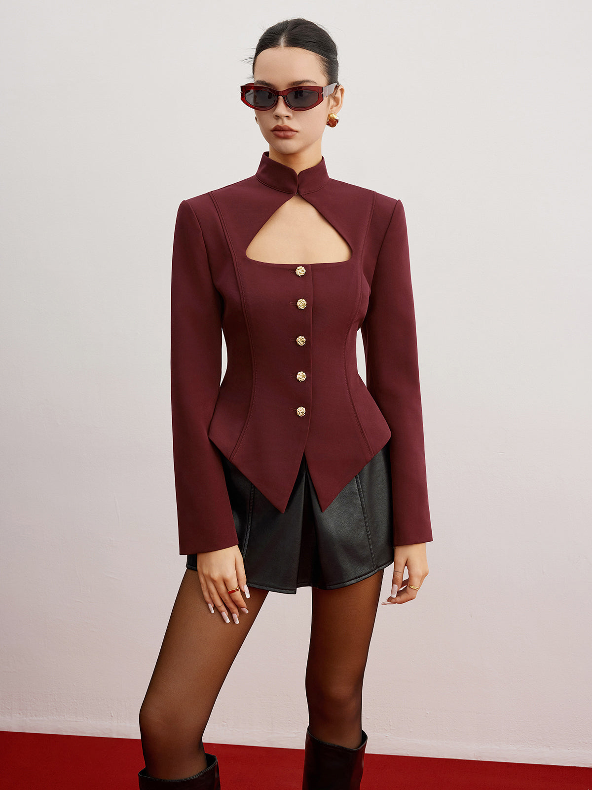 Blazer Strutturato Taglio Aperto | Collo Alto | Dettagli Bottone Oro