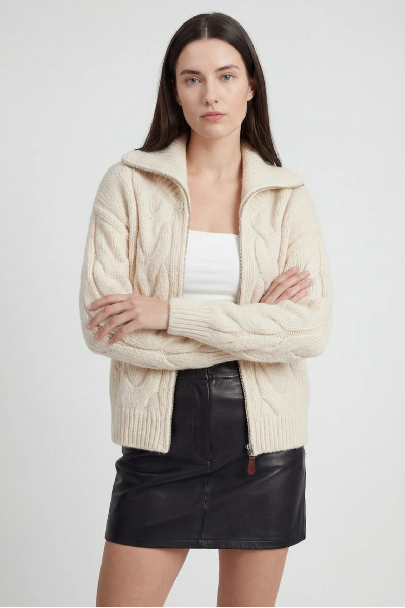 Cardigan Zip in Maglia Cable Knit | Collo a Revers | Vestibilità Relaxed