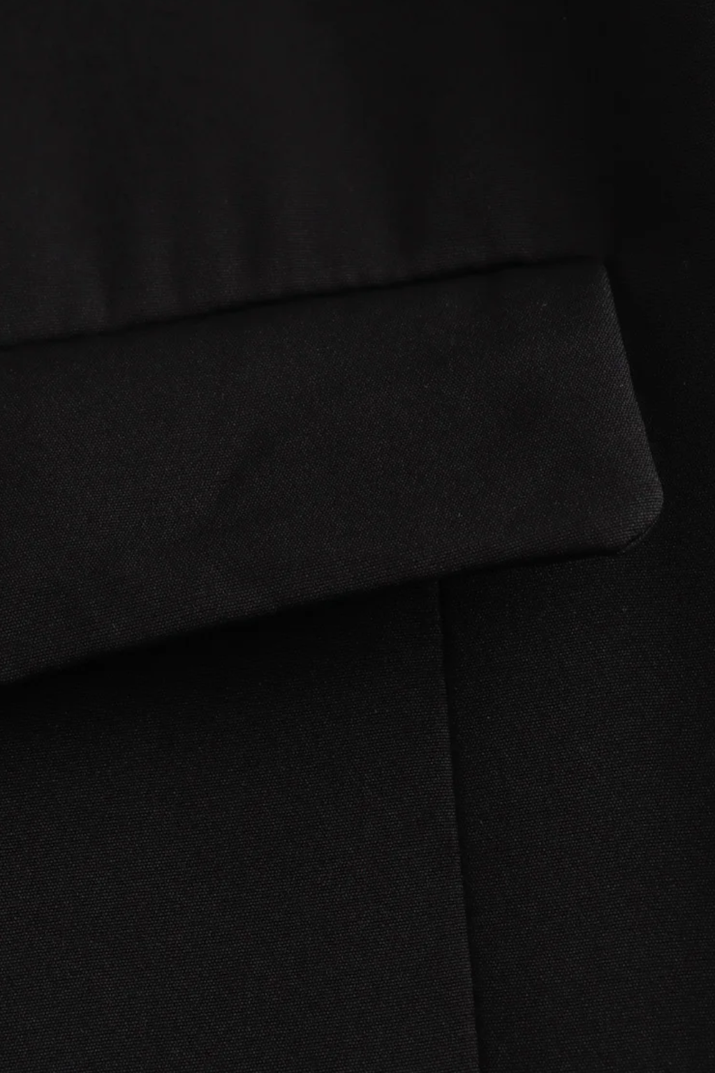 Giacca Utilitaria Cropped | Collo Ribassato, Tasche a Falda