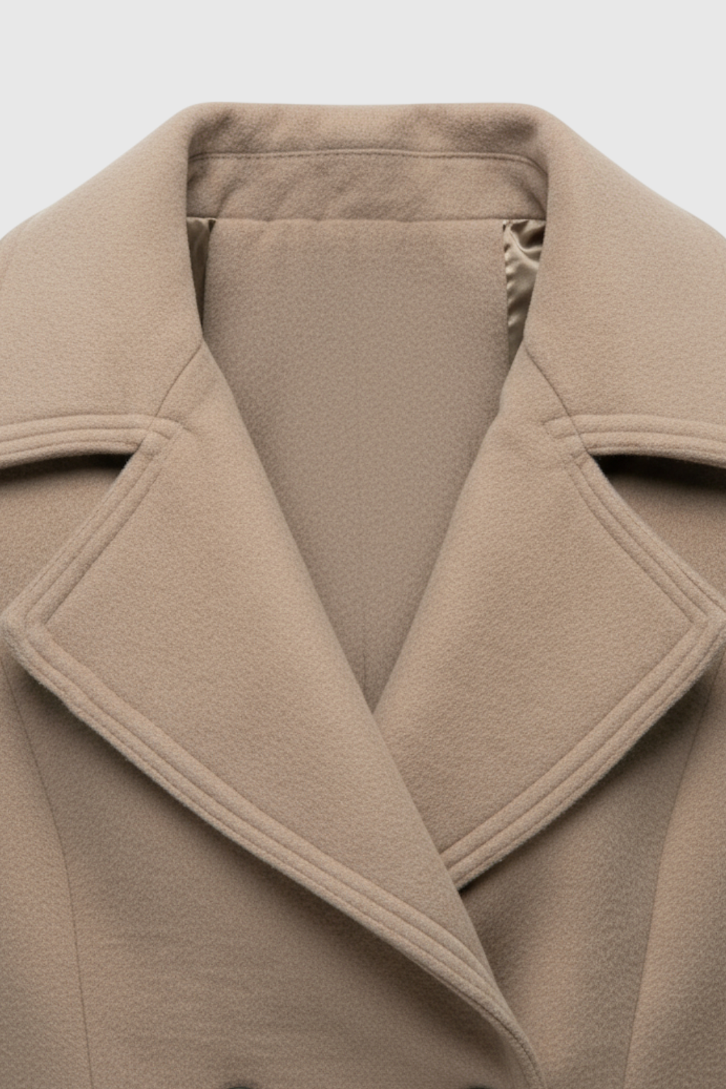 Cappotto Lungo Doppio Petto | Collo Revers, Vestibilità Normale, Bottoni Frontali