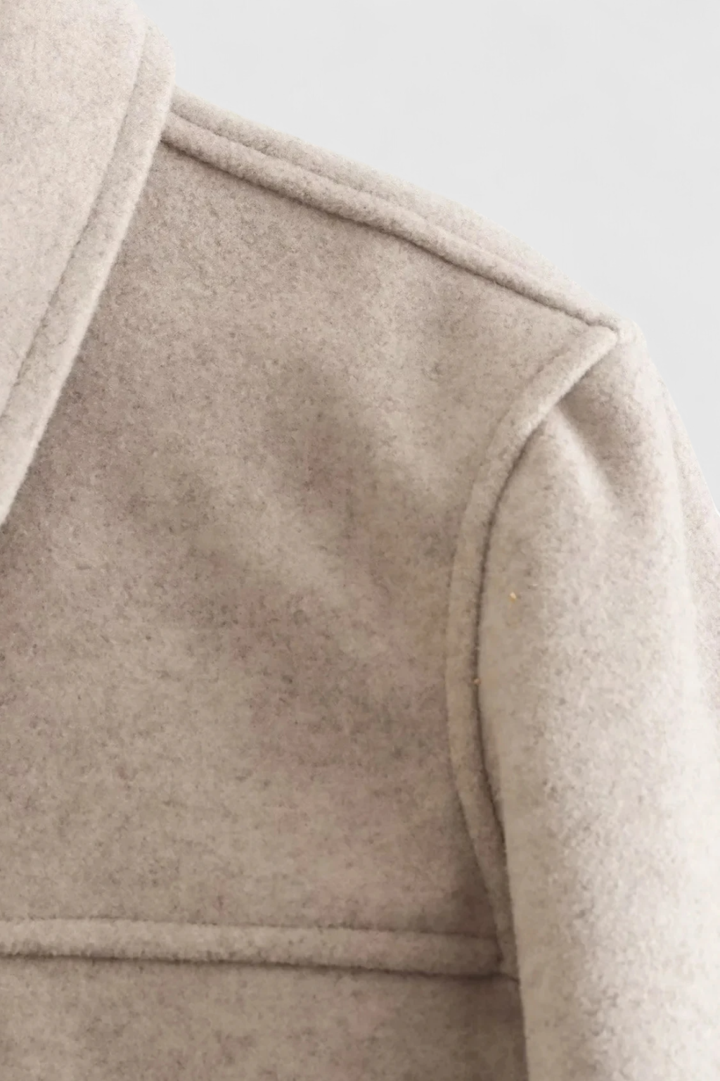 Giacca Cropped | Collo Quadrato, Dettaglio Tasche, Maniche Lunghe
