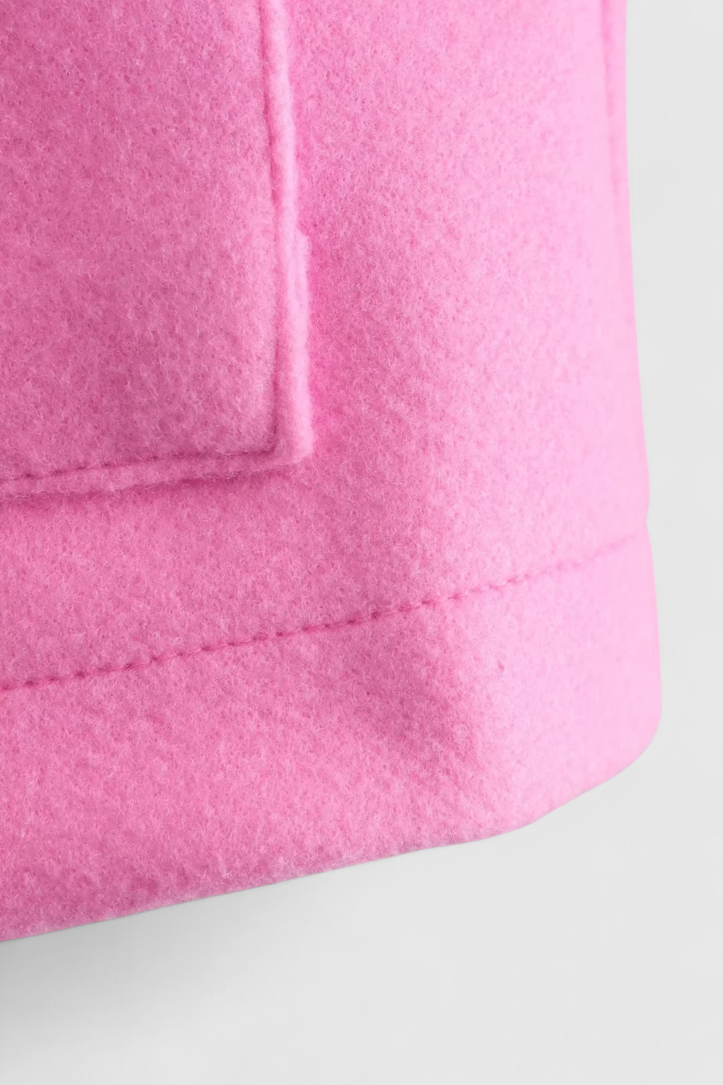 Giacca Cropped | Collo Quadrato, Dettaglio Tasche, Maniche Lunghe
