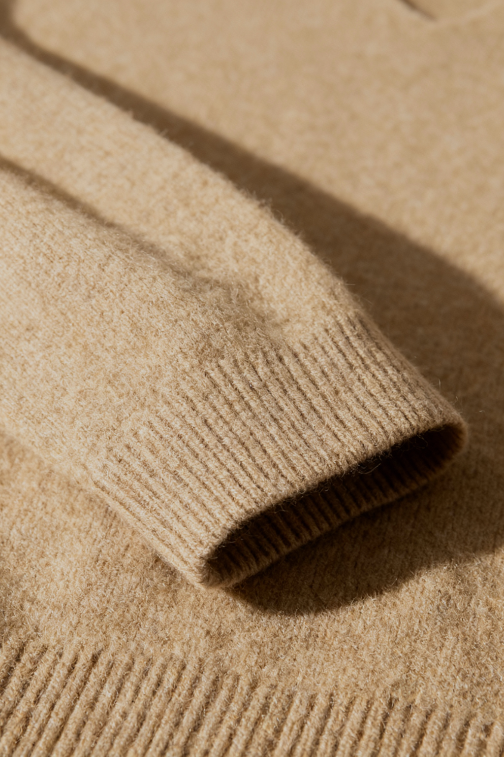 Maglione in Cashmere Scollo a V | Maglia Lunga, Slim Fit, Finitura Senza Giunture