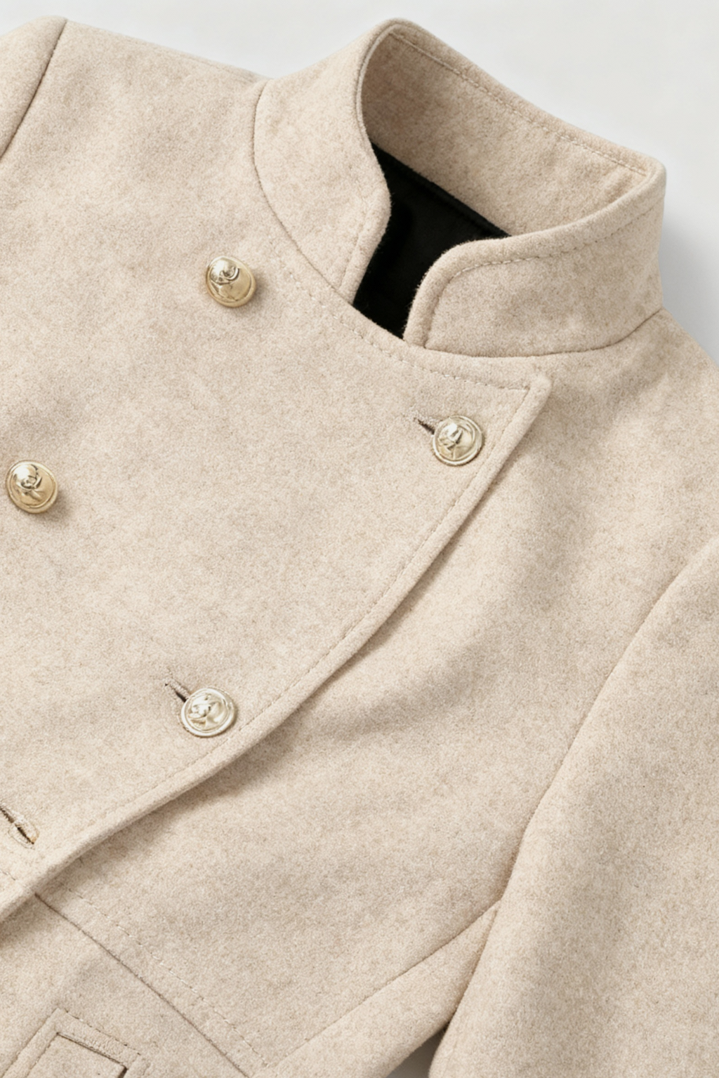 Cappotto Doppio Petto Collo Alto | Lunghezza Media, Vita Strutturata, Pulito