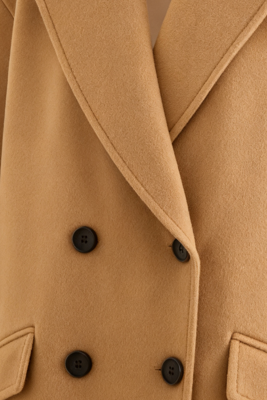 Cappotto Lungo Doppio Petto | Collo Revers, Tasche a Fazzoletto, Fit Largo
