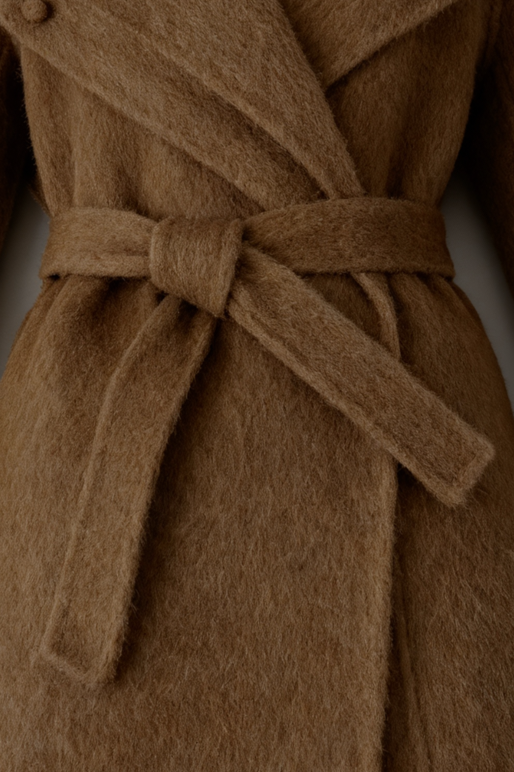 Cappotto Lungo con Belt | Collo Sciarpa | Fit A-Linea