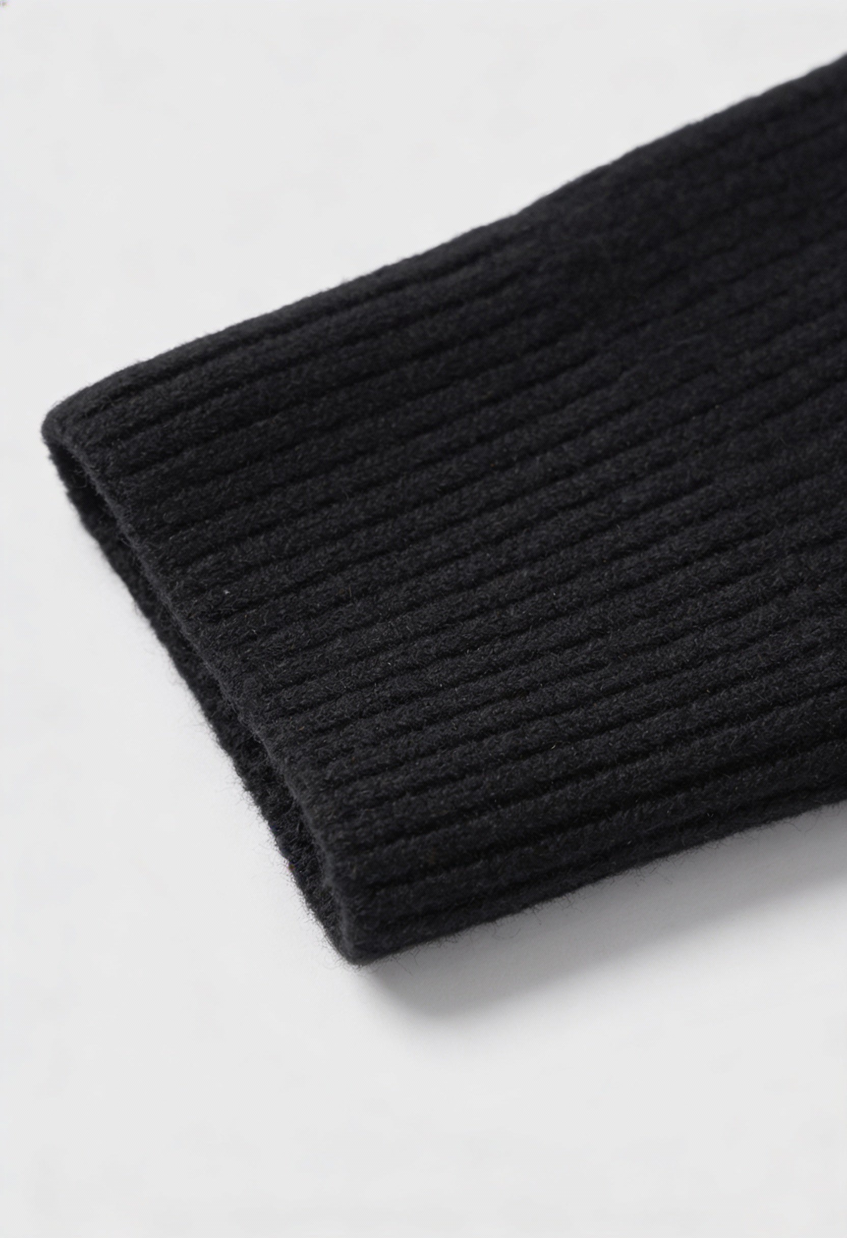 Cardigan Peplum Rib Knit Essenza | V-Neck | Slim Fit | Bottoni