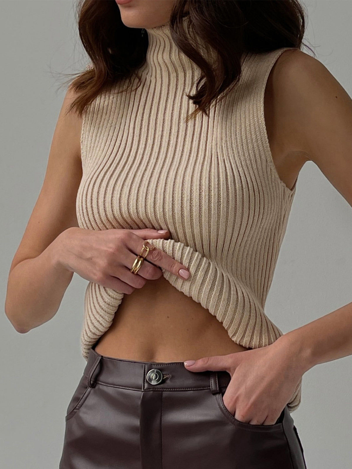 Top in Maglia Ribattuta Collo Alto | Slim Fit