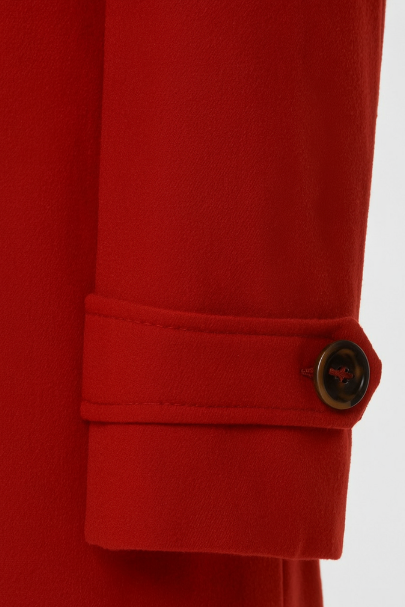 Cappotto Medi Lunghezza | Vita Definita | Dettaglio Bottoni