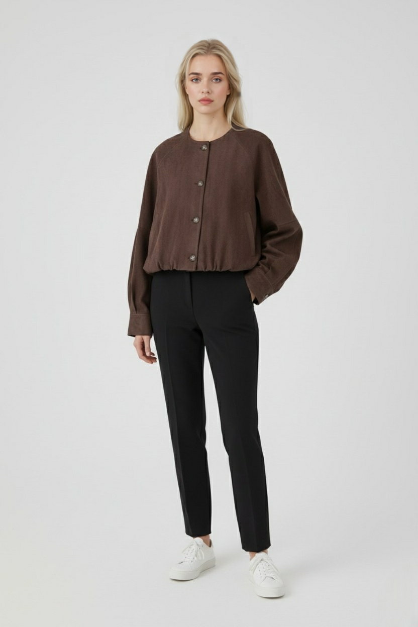 Giacca PU | Collo Rotondo | Forma Cropped | Bottoni | Fit Relaxed