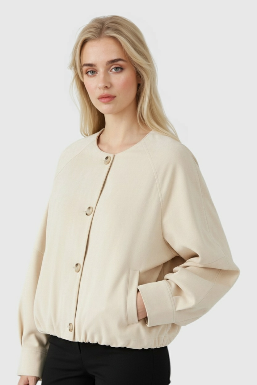 Giacca PU Collo Rotondo | Bottoni Fronte | Lunghezza Cropped | Maniche Raglan