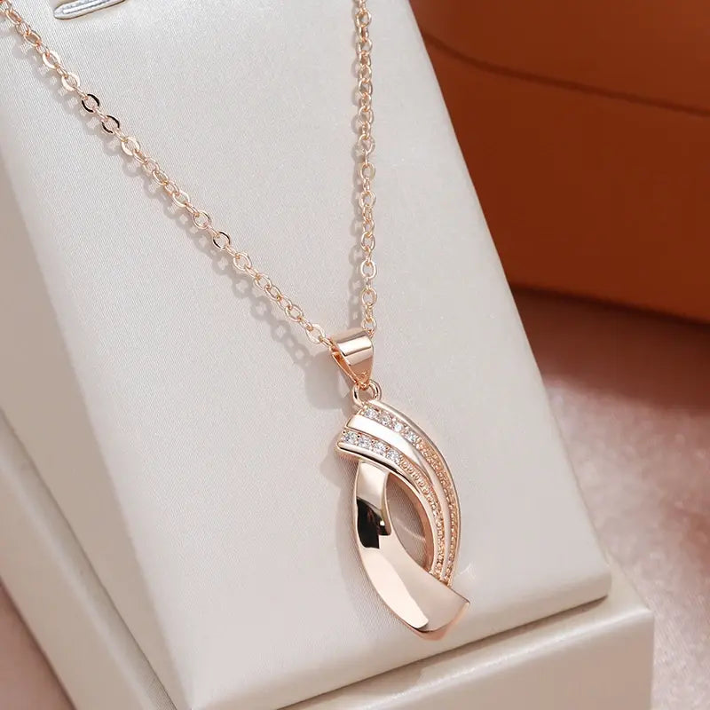 Collana pendente geometrica in oro 585 con zirconia
