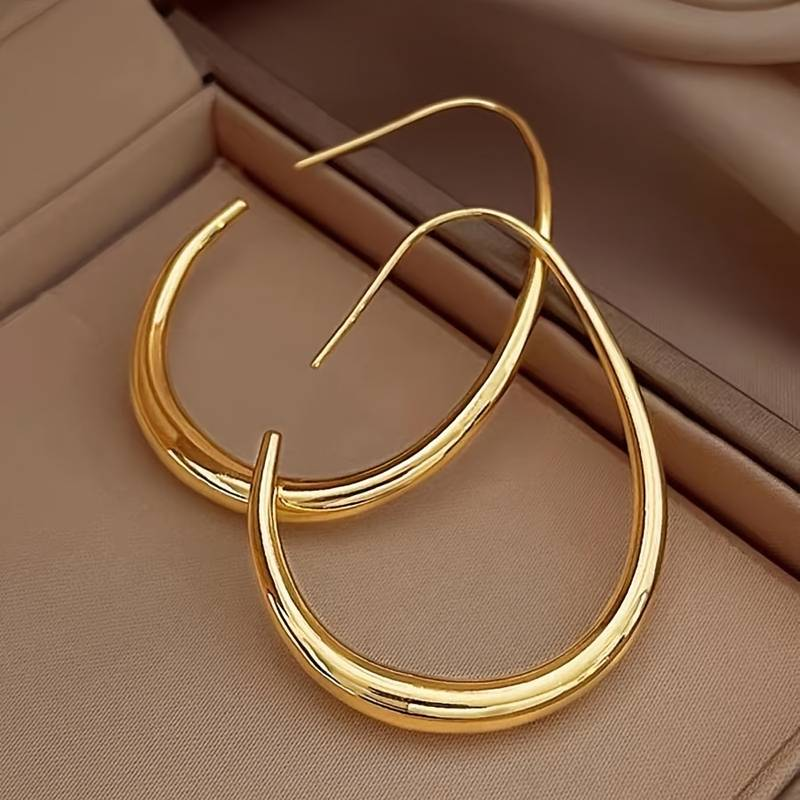 Orecchini Hoop Oro Scolpiti Maestria | Forma Goccia Fluida